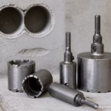 Яку алмазну коронку обрати для свердління отворів під розетки у бетонній стіні